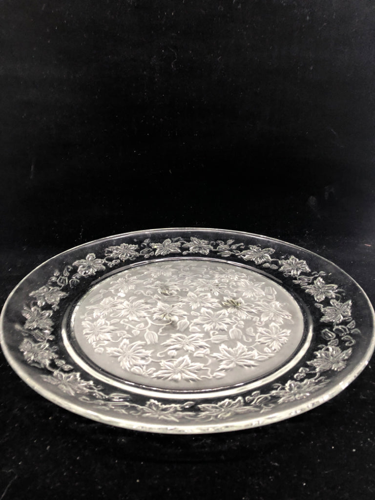 FANTASIA POINSETTIA SERVING PLATE.