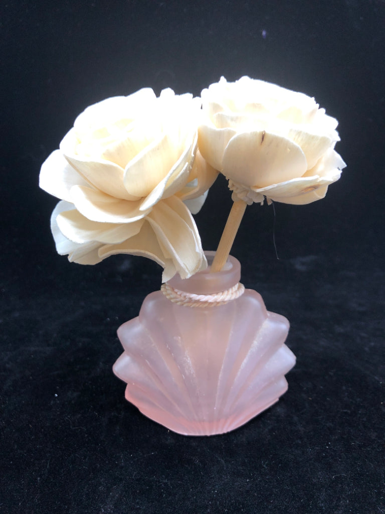 SHELL PINK FROSTED VASE W/FOAM FLORALS.