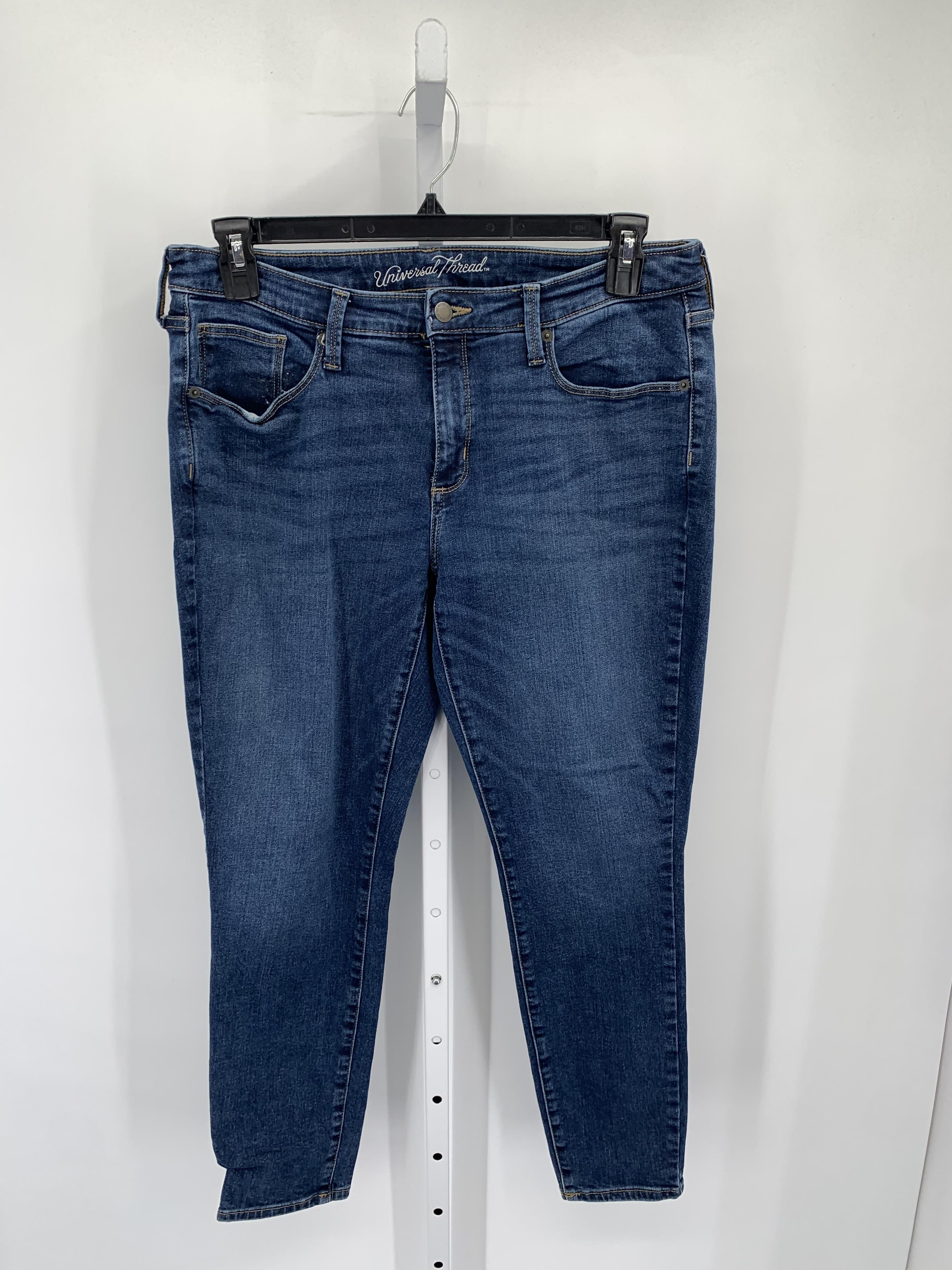 Universal Thread Size 14 Misses Jeans