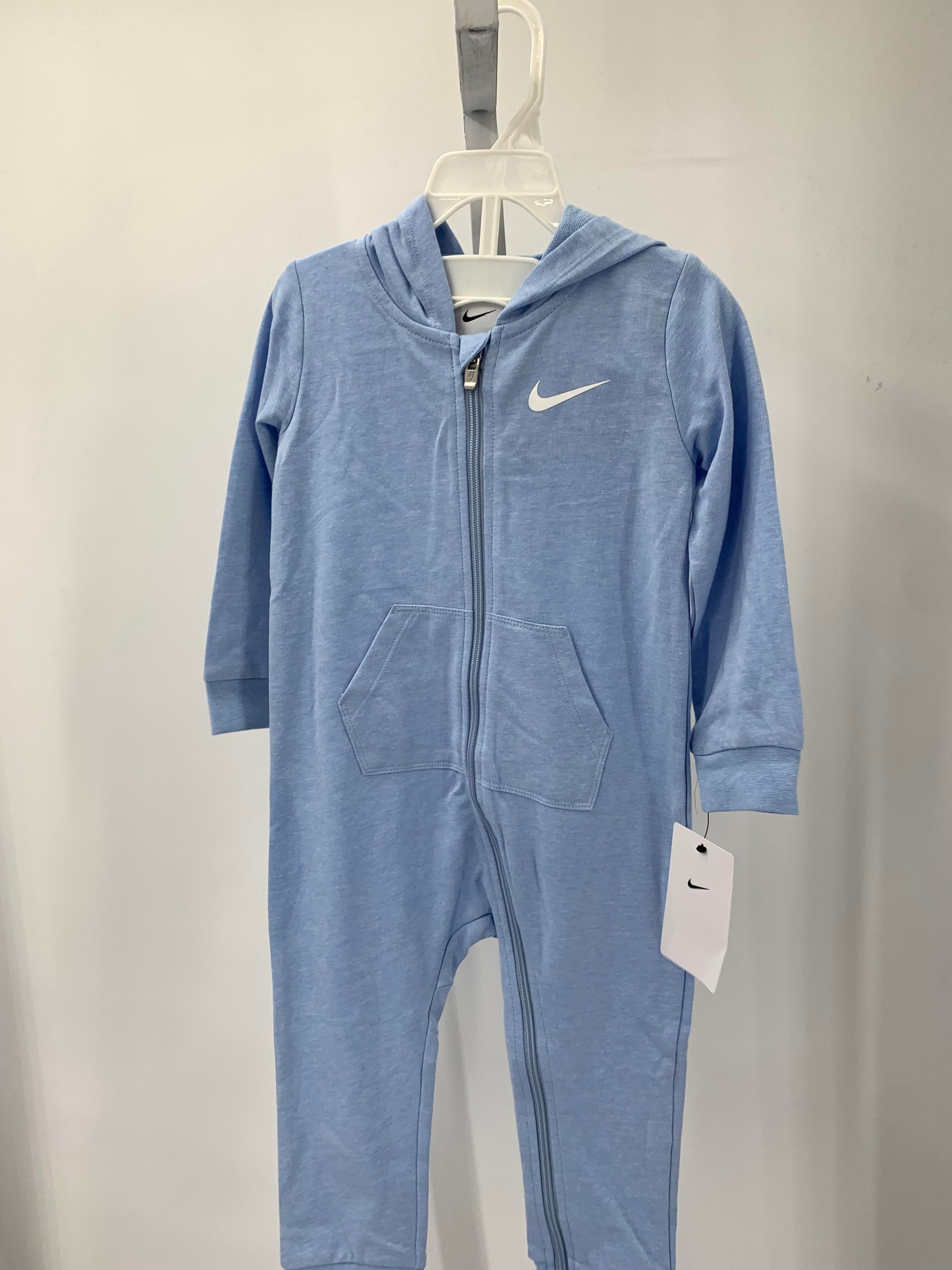 NEW HOODED ZIP KNIT