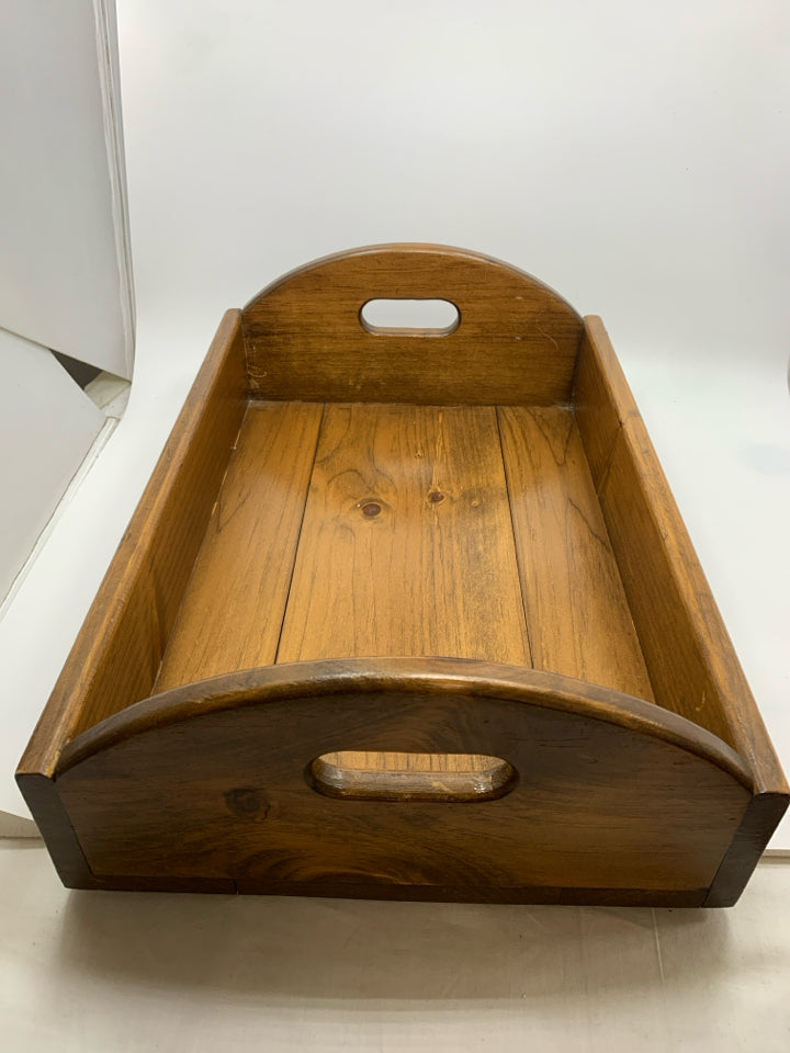 WOODEN TRAY W/HANDLES.