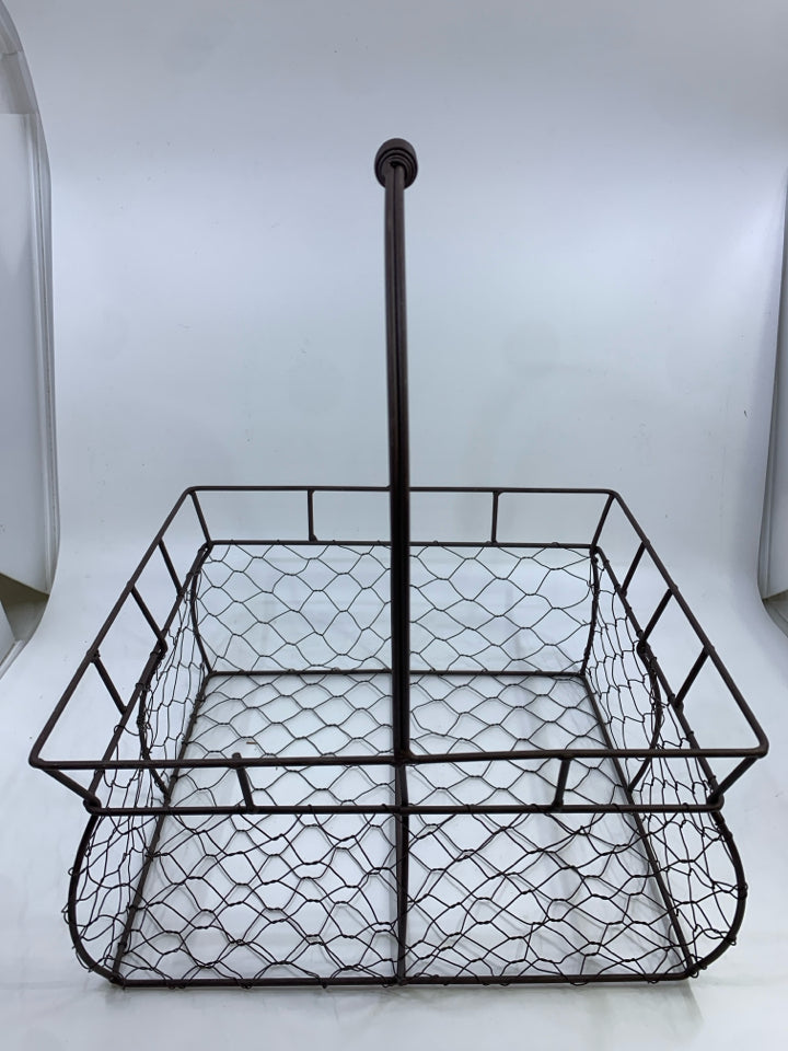 BROWN CHICKEN WIRE BASKET W/HANDLE.