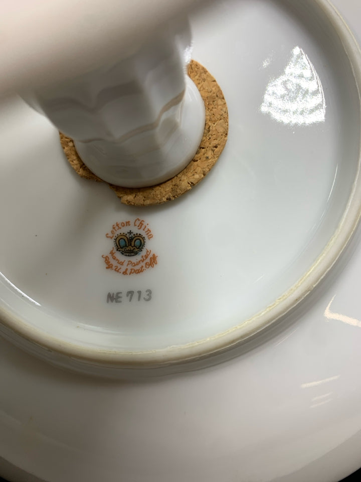 VTG ROSES PEDESTAL PLATE W/RETICULATED EDGE.