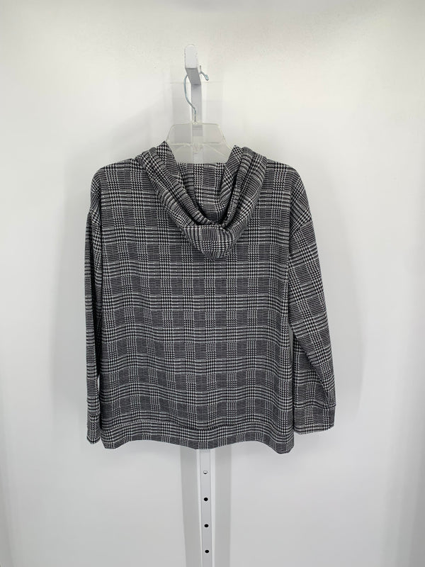 Liz Claiborne Size Medium Misses Long Sleeve Shirt