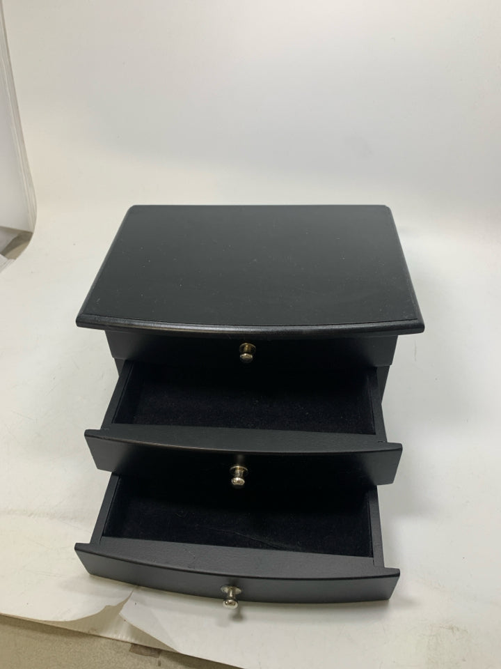 2 DRAWER LIFT TOP JEWELRY BOX.