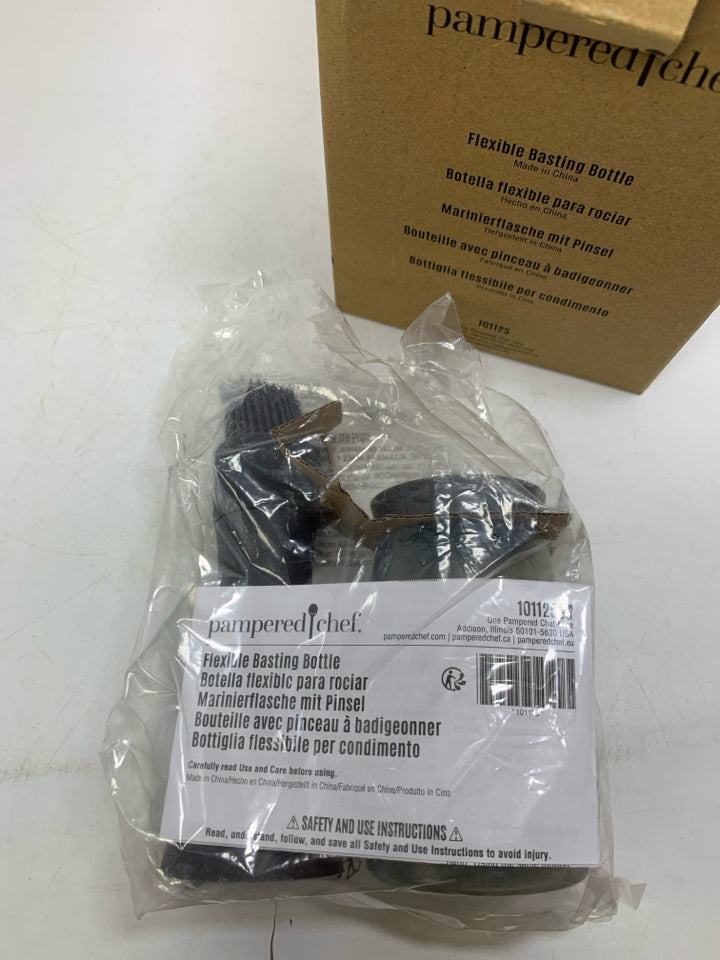 NIB FLEXIBLE BASTING BOTTLE.