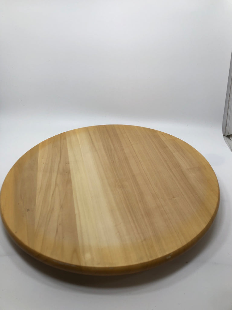 WOOD LAZY SUSAN.