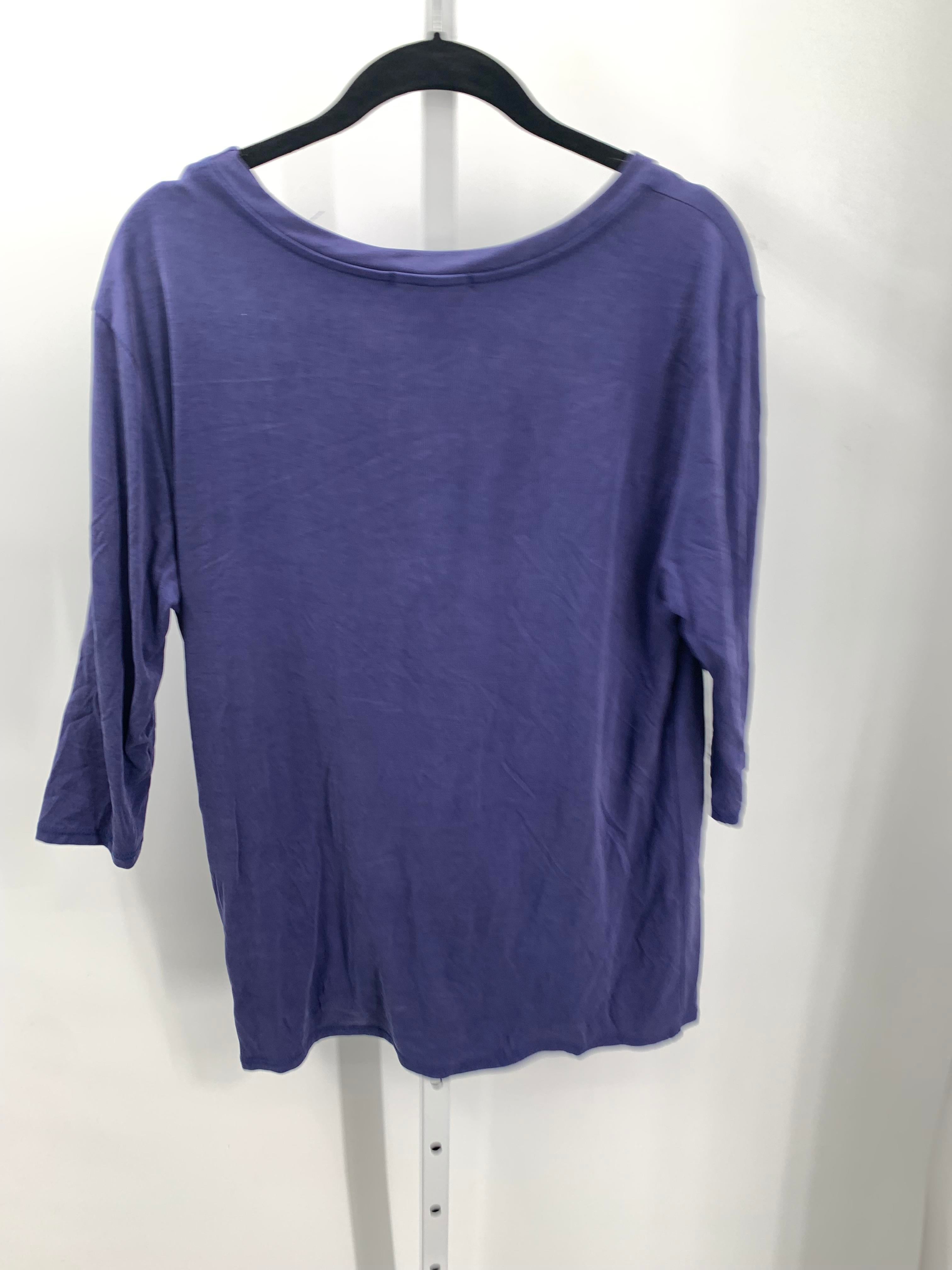 Size Medium Misses 3/4 Sleeve Shirt