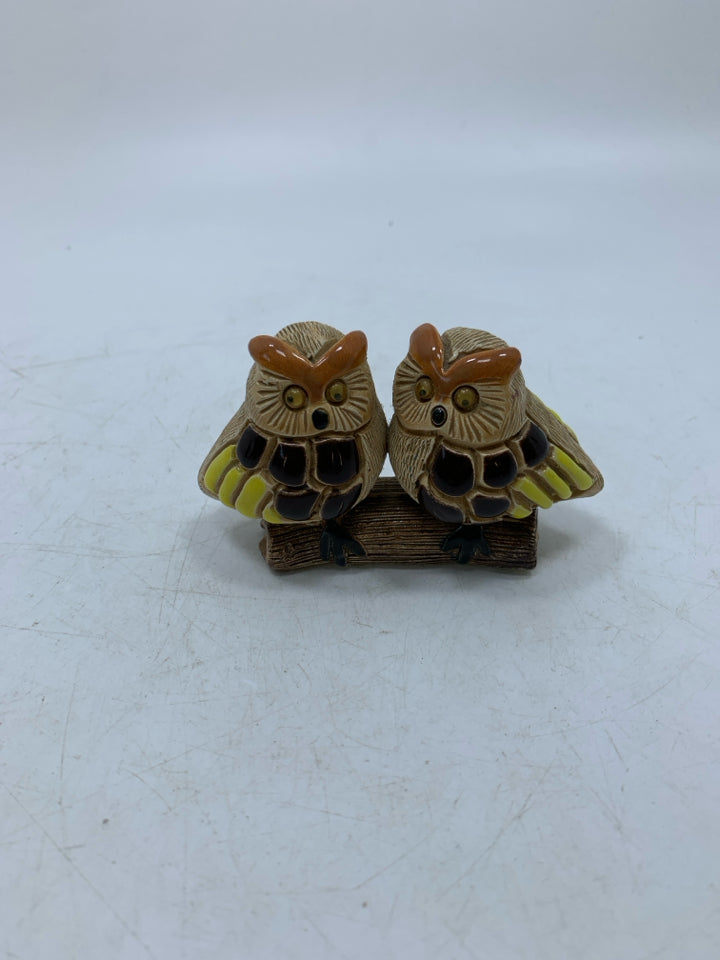 VTG CARVED CLAY DOUBLE OWLS ON A BRANCH.