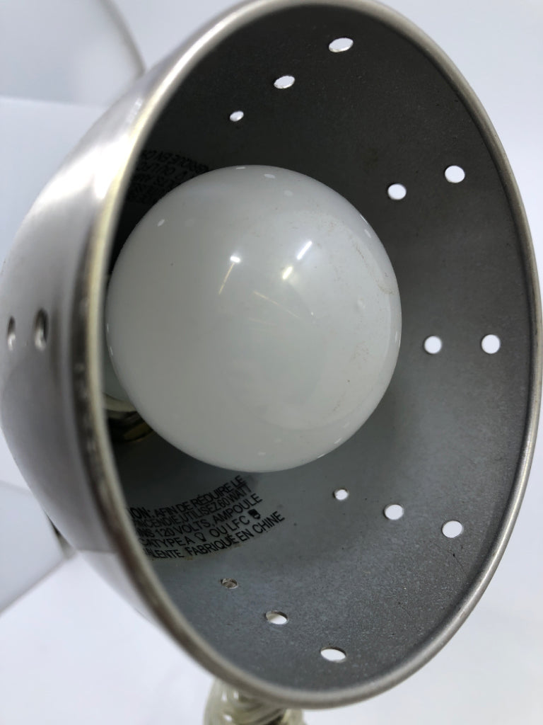 SILVER CLIP DESK LAMP.
