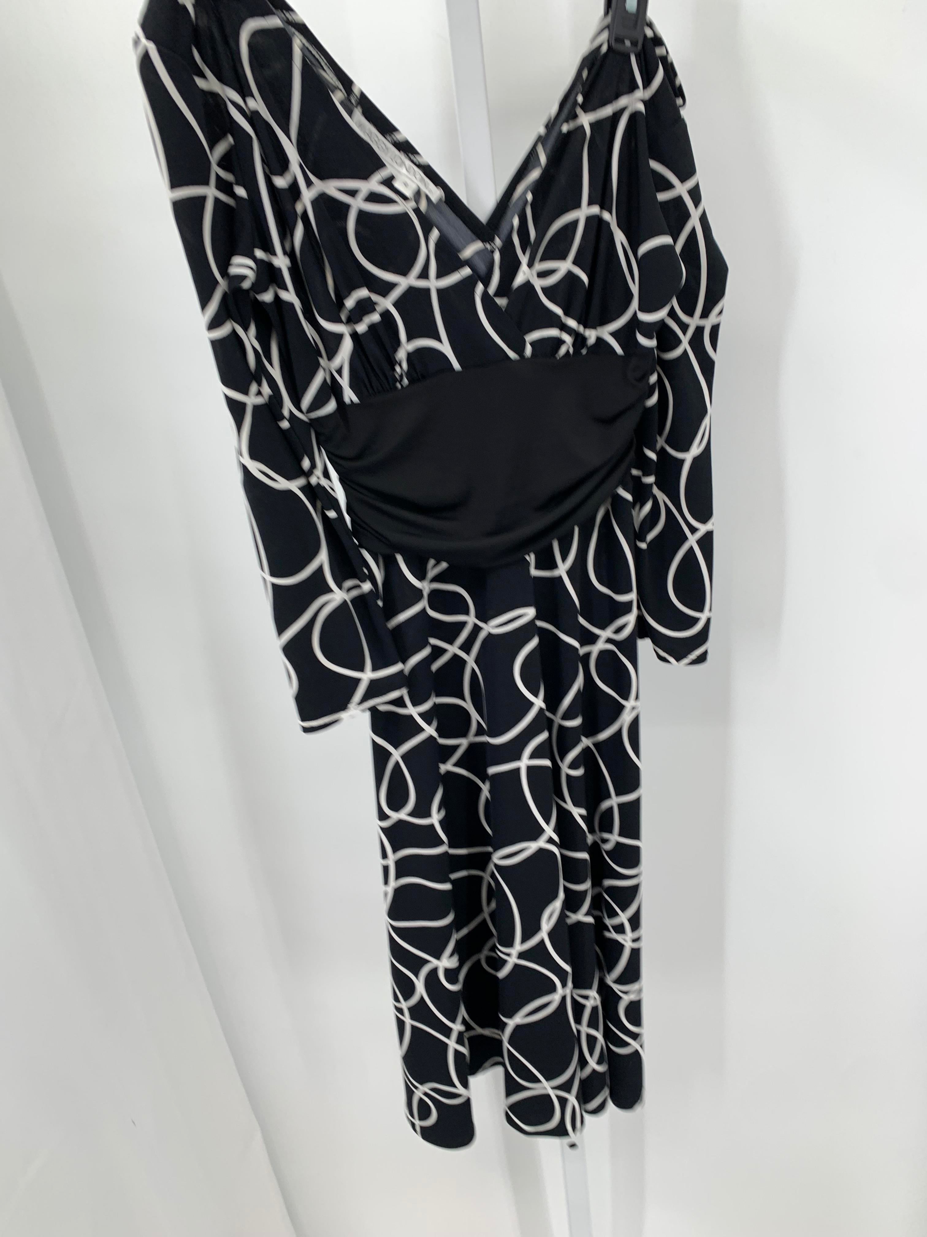 Maggy London Size 4 Misses Long Sleeve Dress