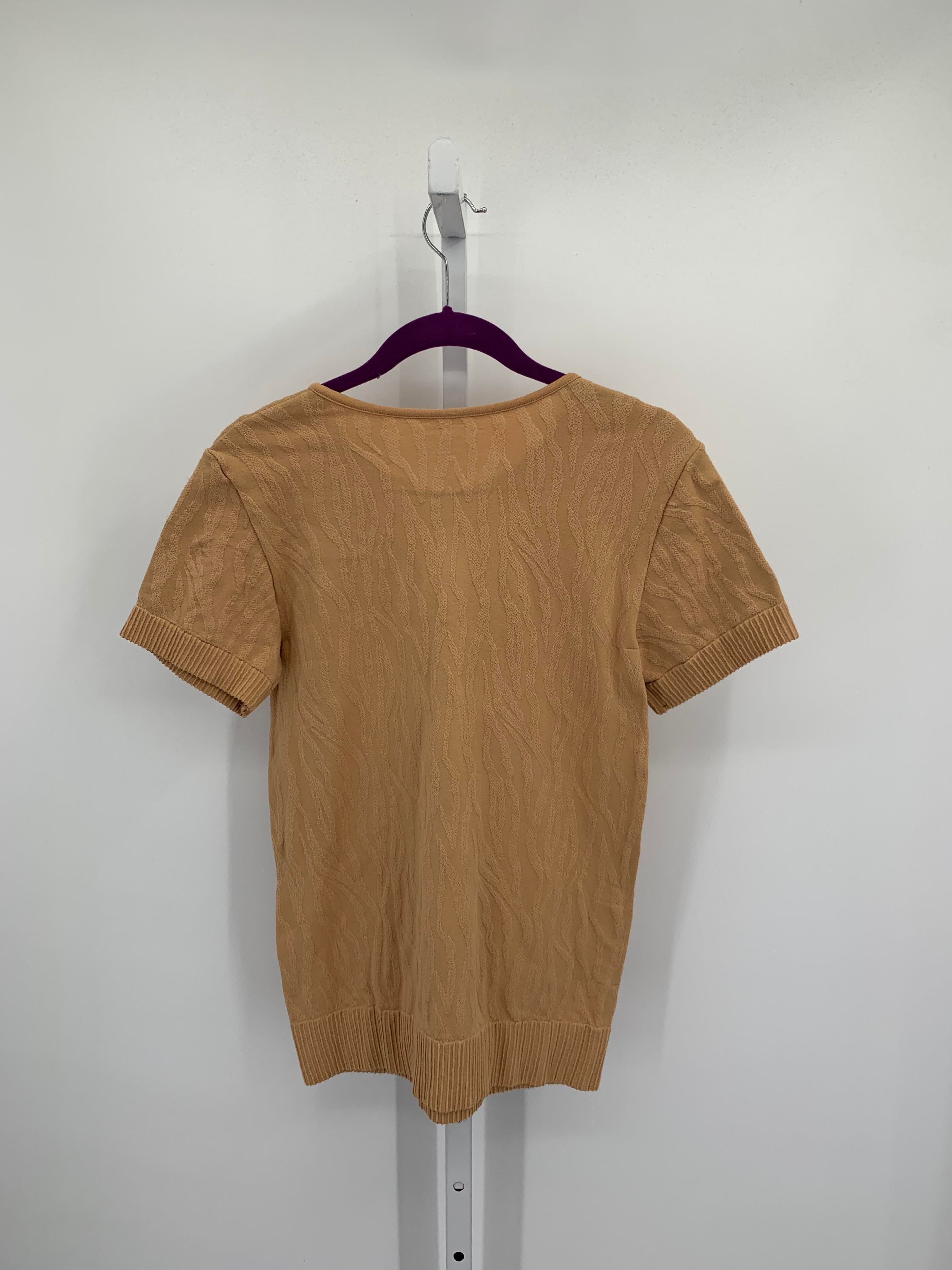 Size 1X/ 2X Womens Short Sleeve Shirt