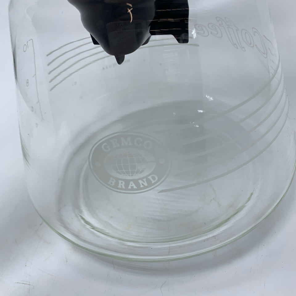 COFFEE POT W/LID.