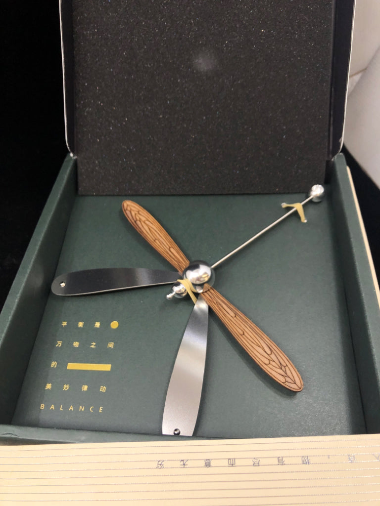 NIB BALANCE DRAGONFLY SCENT DIFFUSER.