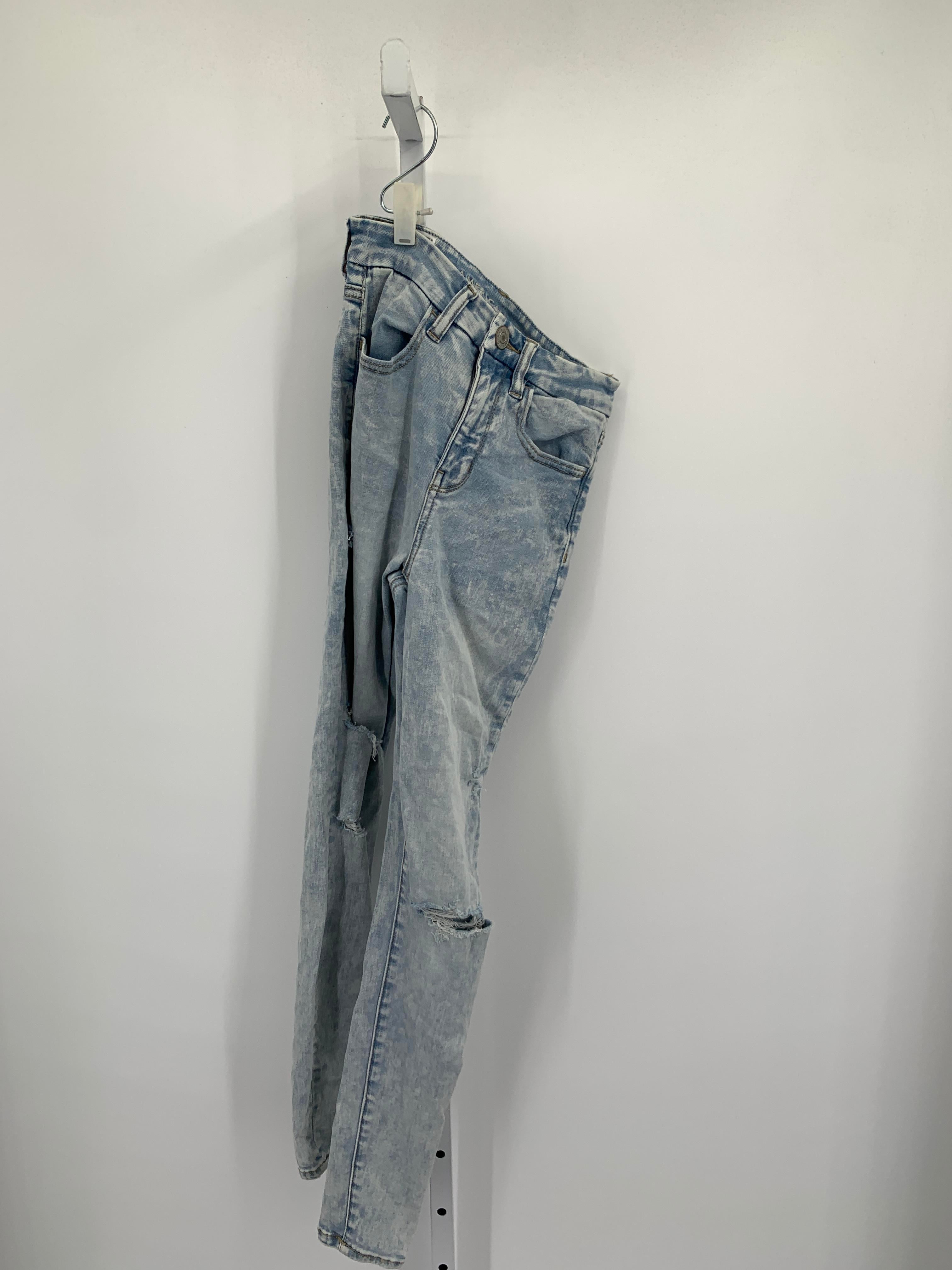 American Eagle Size 2 Juniors Jeans