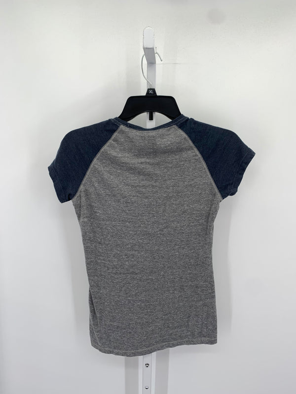Genuine Merchandise Size Small Misses Short Sleeve Shirt