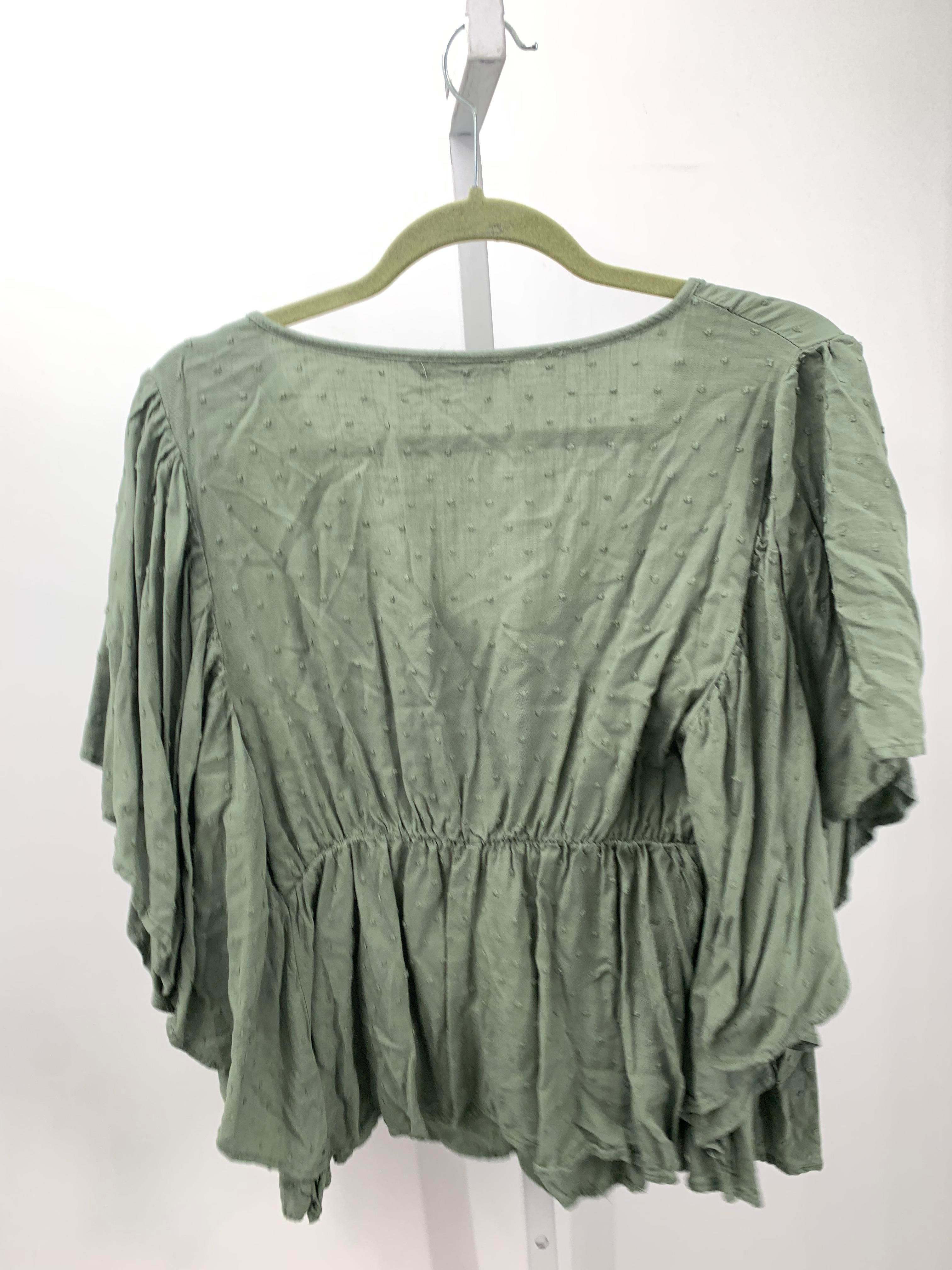 Size 12 Misses Short Sleeve Shirt
