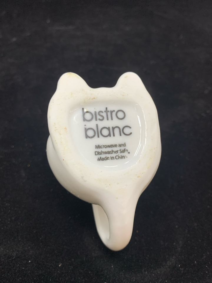 SMALL WHITE PIG CREAMER.