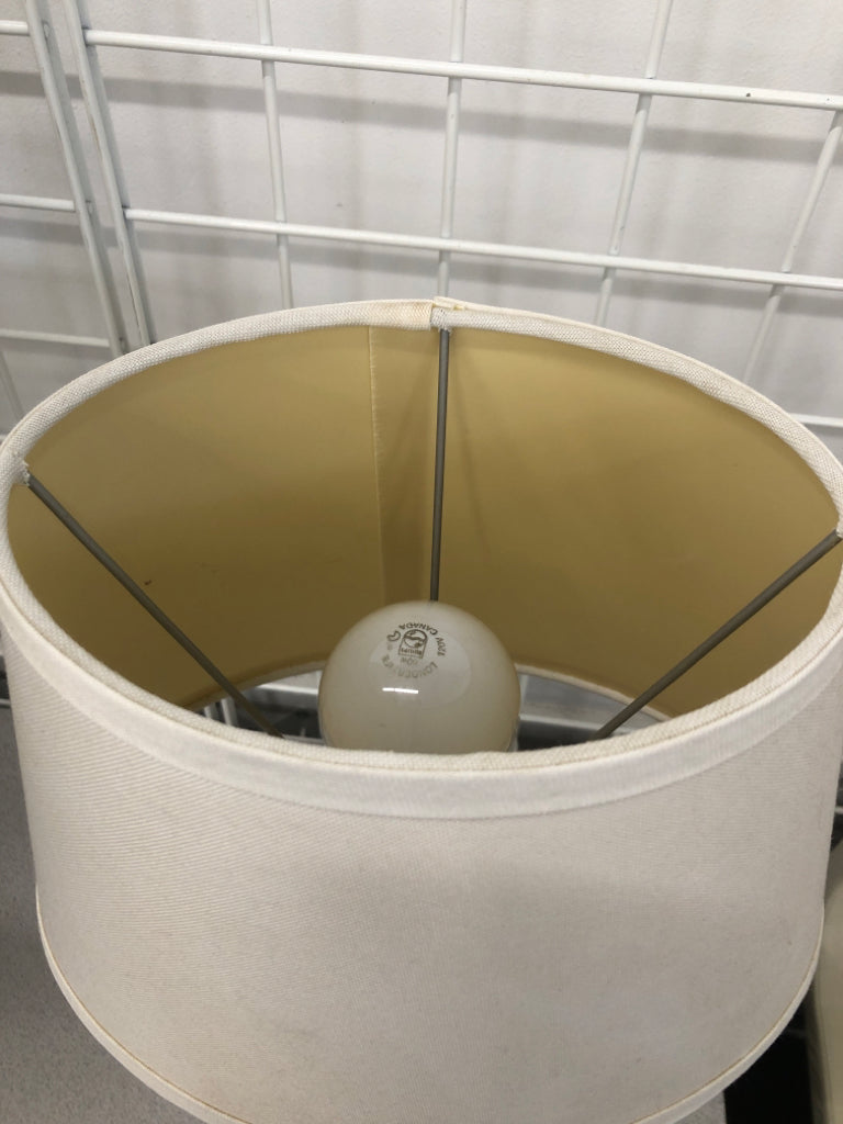 LAMP W/PORCELAIN BASE AND OVAL SHADE.