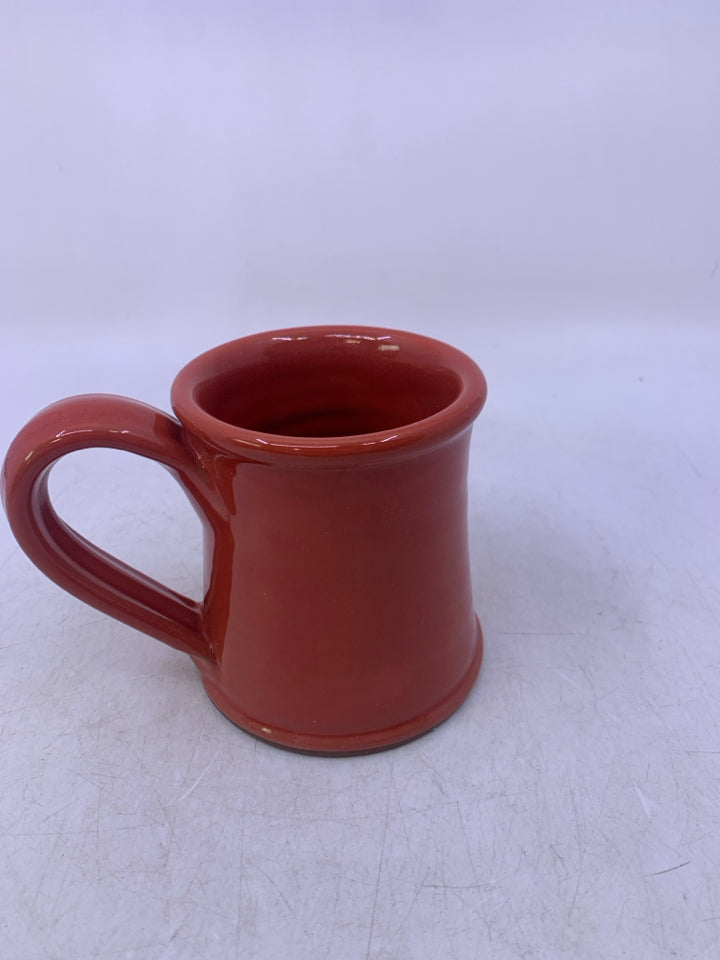 POTTERY SEA ROCK INN MUG.