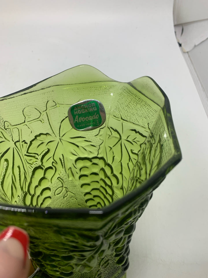 VTG GLASS EMBOSSED GRAPES & VINE PITCHER AVOCADO GREEN.