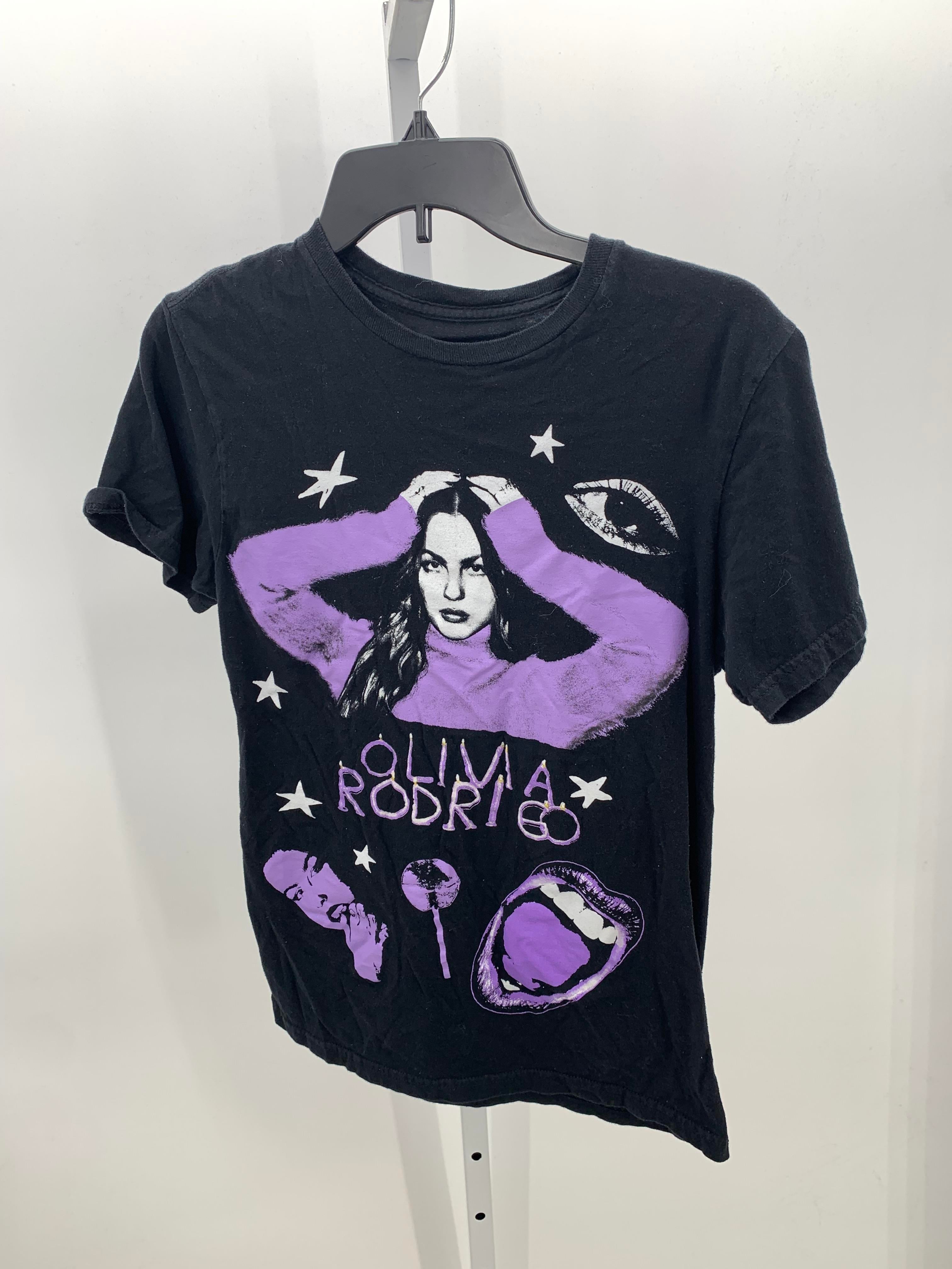 Size Small Juniors Short Sleeve Shirt