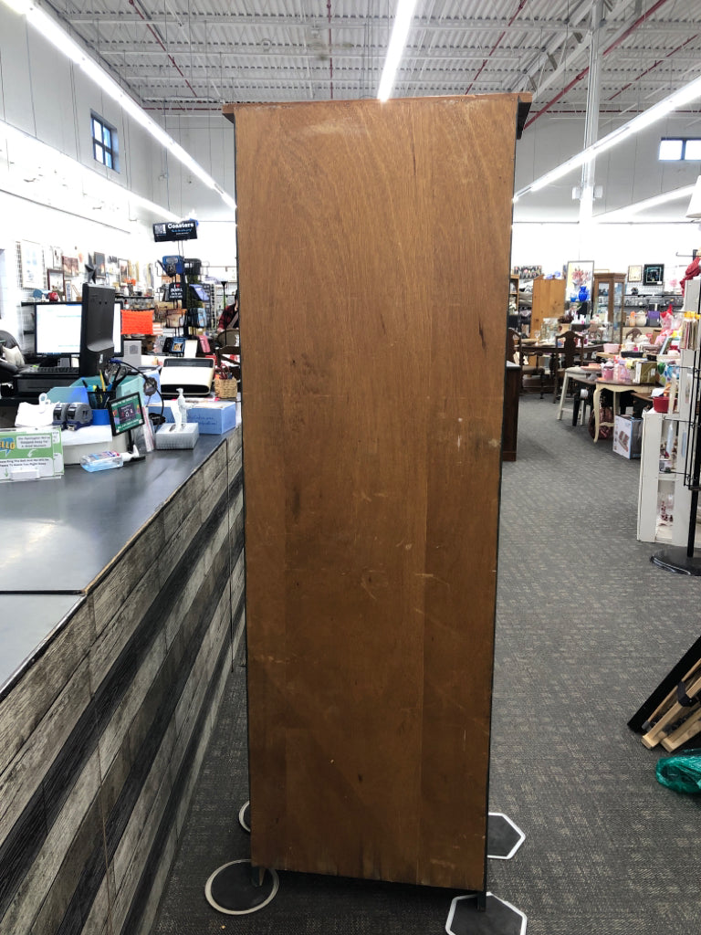 TALL WOOD PAINTED GREEN 2 CABINET W/ 2 DRAWER THIN CABINET.