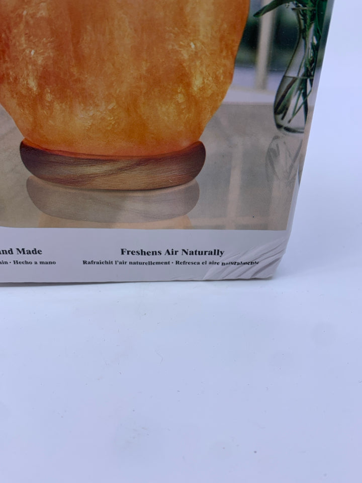 NIB SALT CRYSTAL LAMP