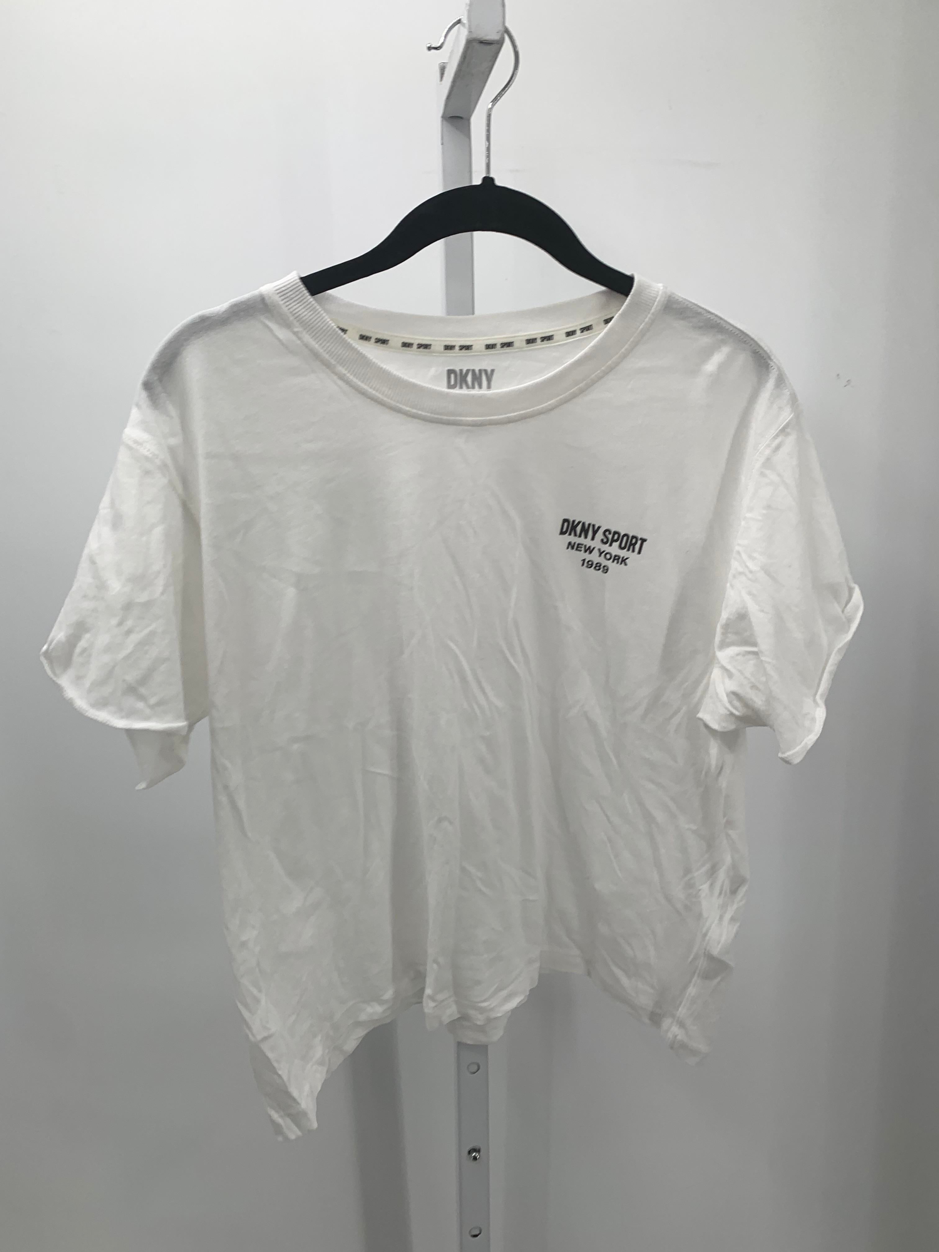 DKNY Size Large Misses Short Sleeve Shirt