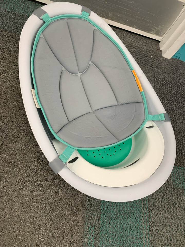 Summer Infant Gentle Support Multi-Stage Tub - For Ages 0-24 Months