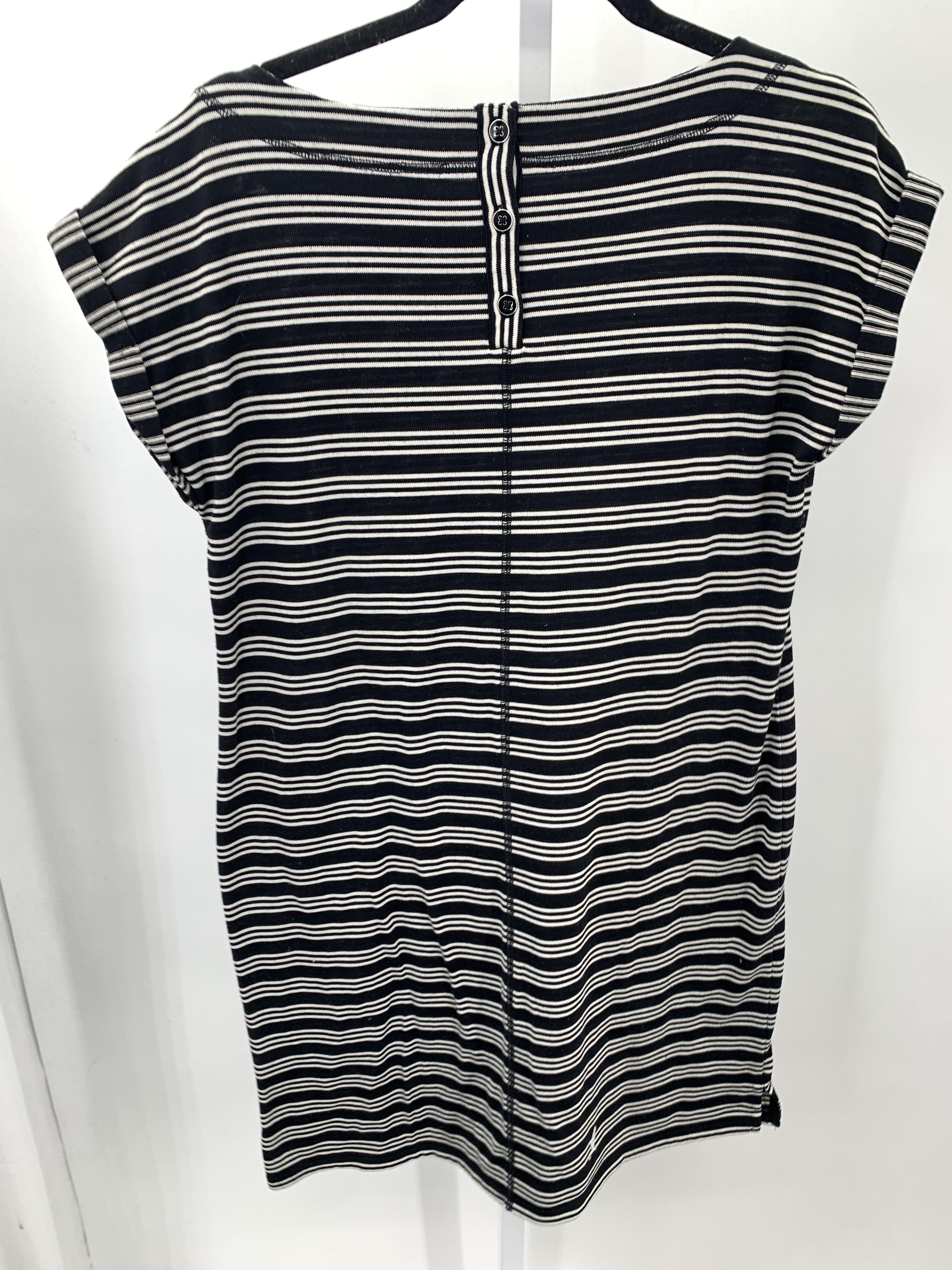 Talbots Size Medium Petite Petite Short Sleeve Dress
