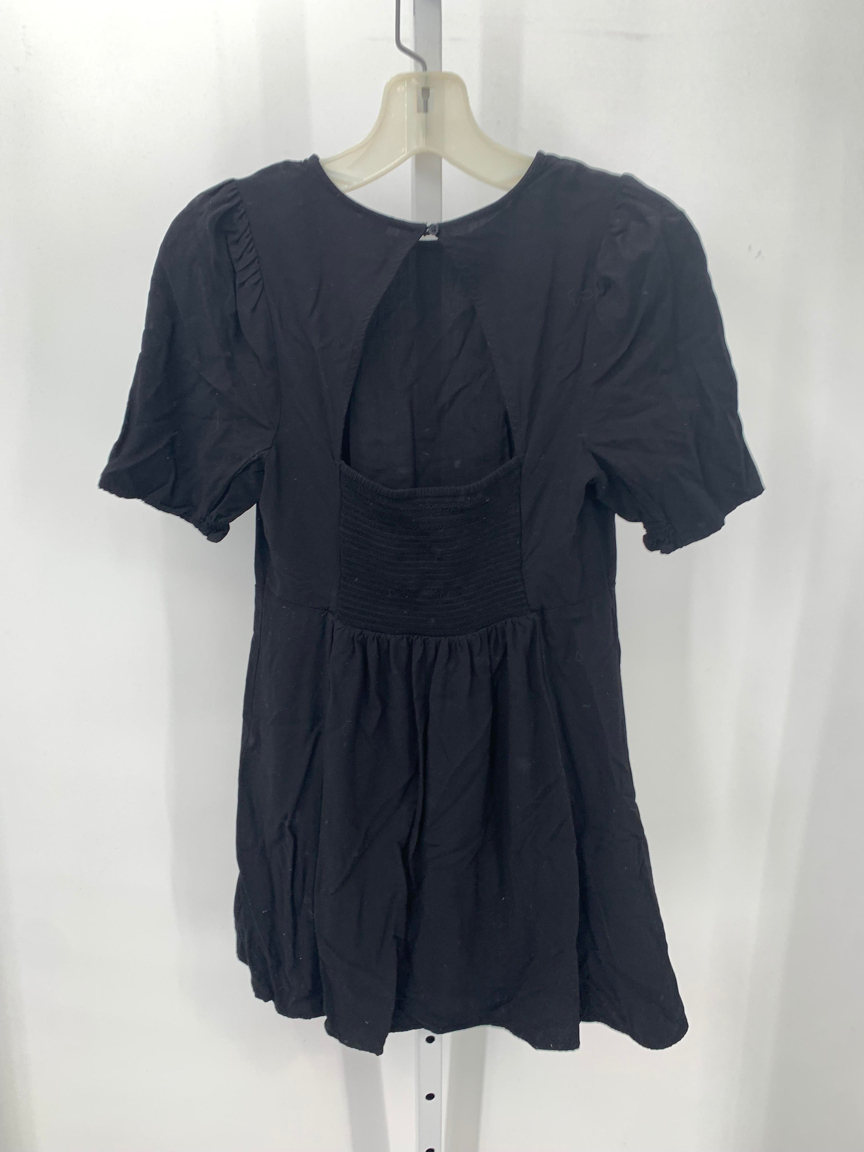Old Navy Size 6-7 Girls Short Sleeve Dress