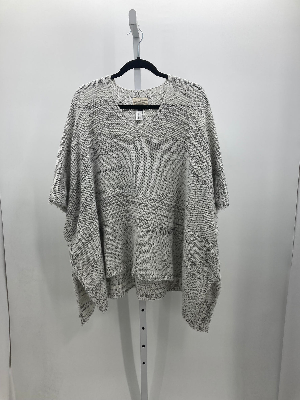 Universal Size Medium Misses Poncho