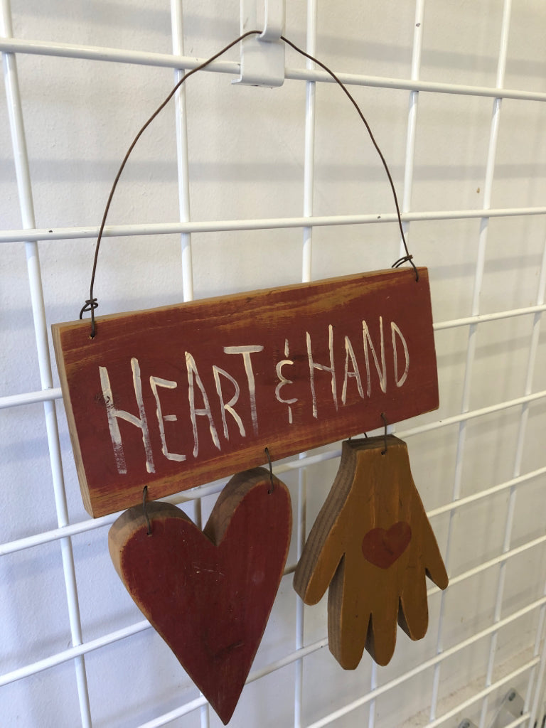 PRIMITIVE HEART & HAND WALL HANGING.