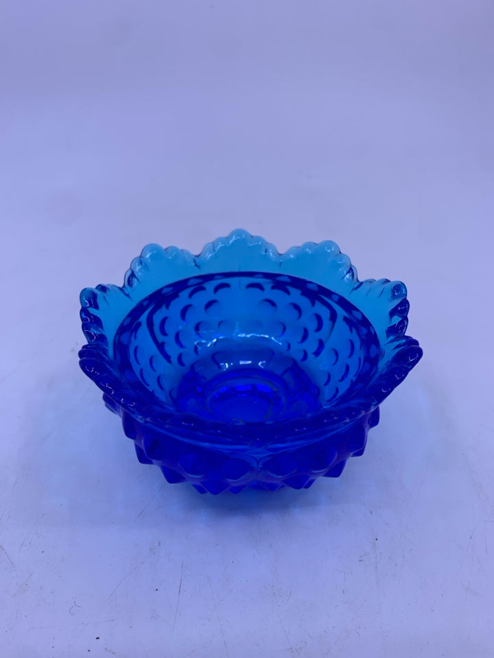 VTG SMALL BLUE HOBBNAILED DISH.