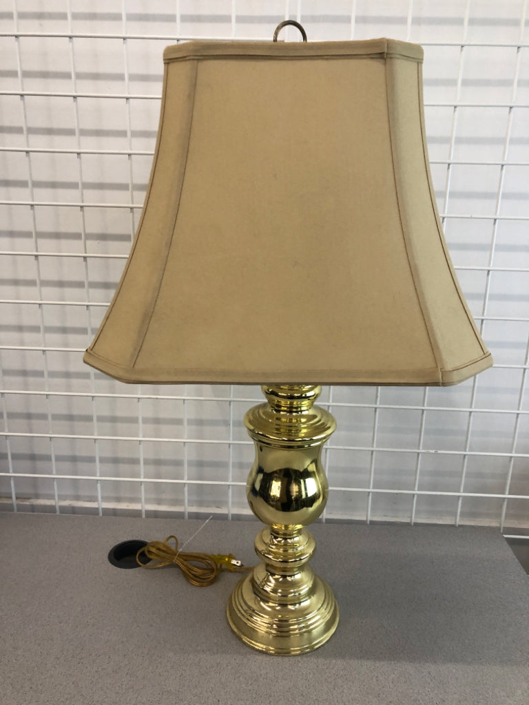 GOLD BASE LAMP W/TAN SHADE.