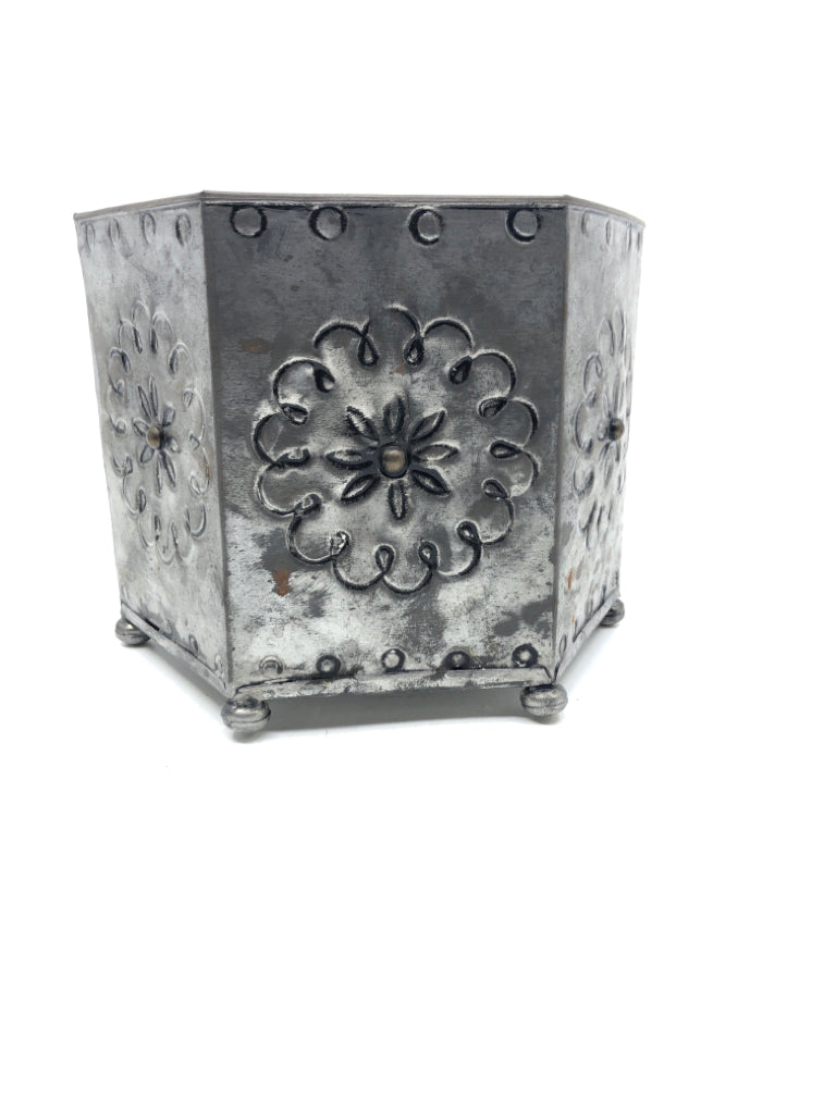 HEXAGON SHAPED PILLAR CANDLE HOLDER W/ ETCHED FLOWERS.