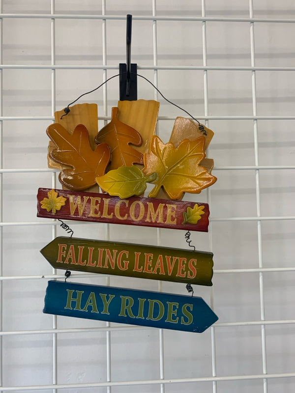 WELCOME AUTUMN LEAVES WALL HANGING.