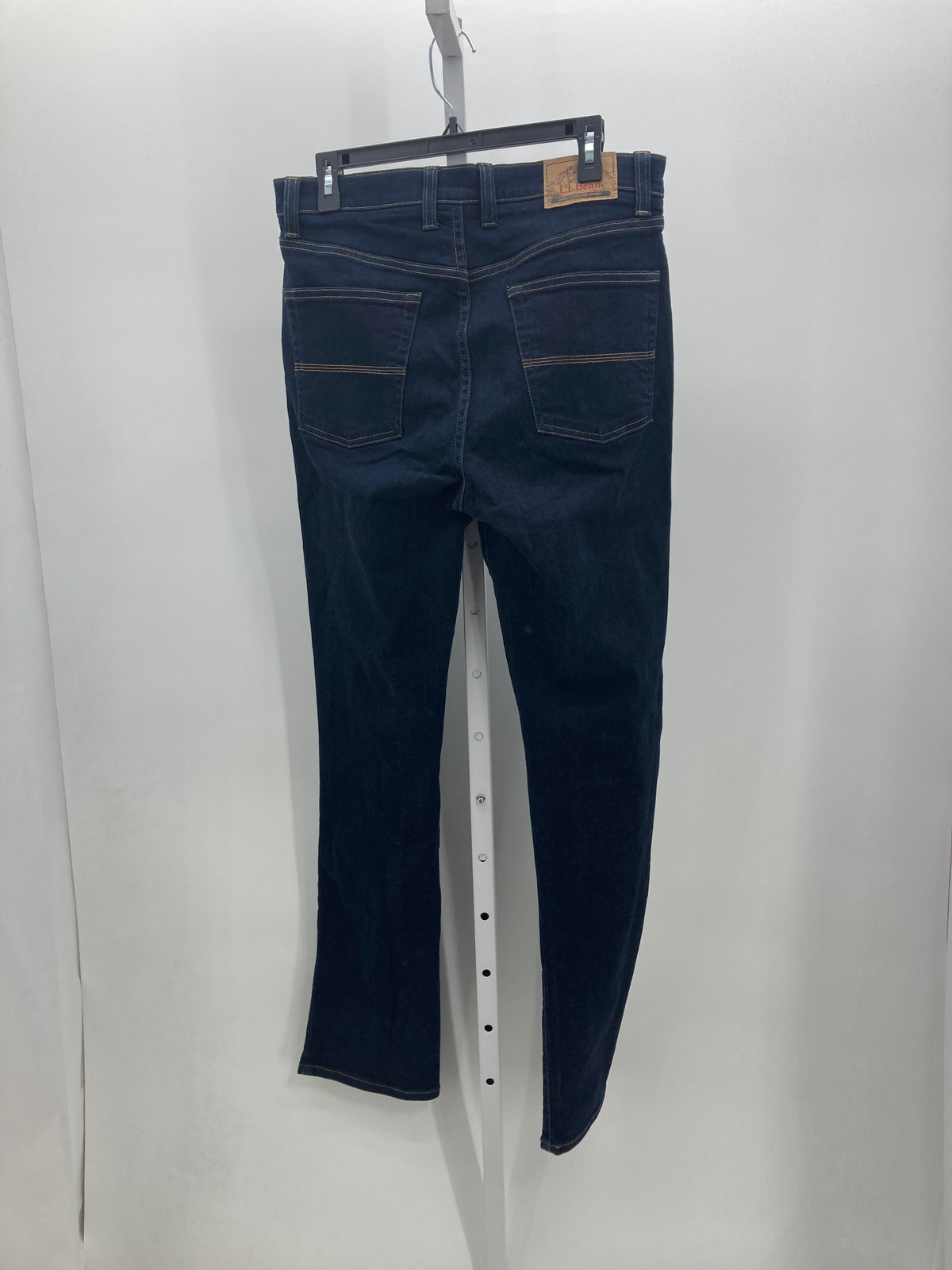 STANDARD FIT JEANS