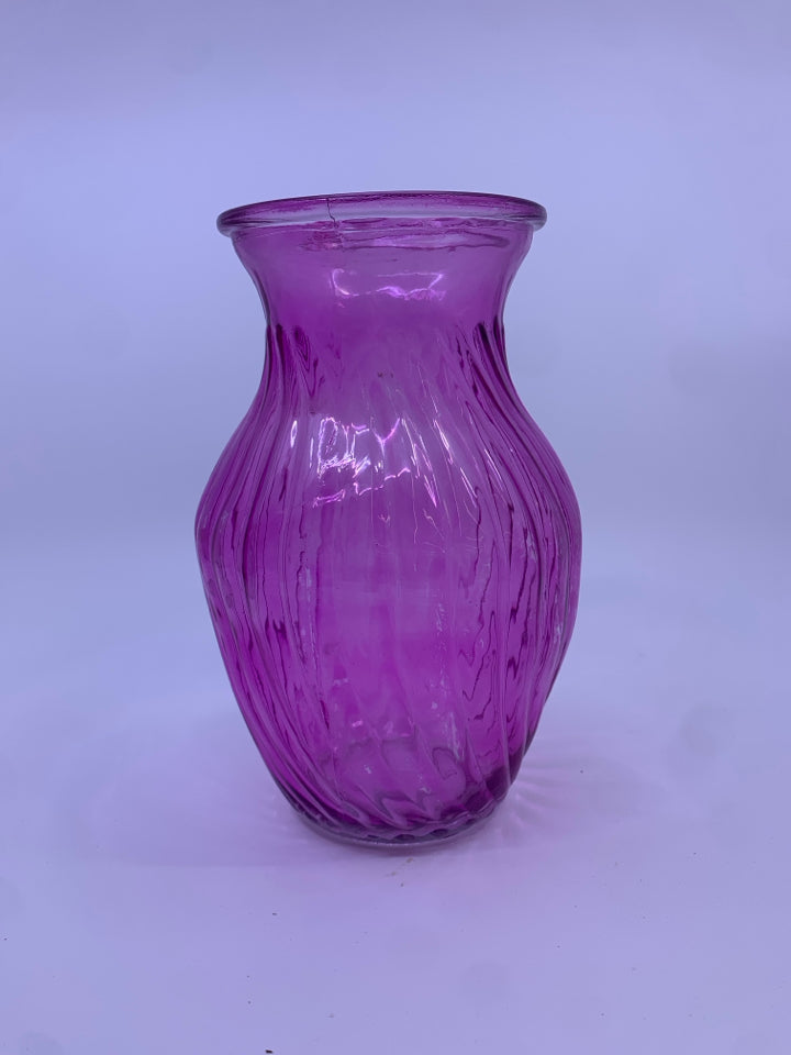 PURPLE GLASS, RIBBED VASE.