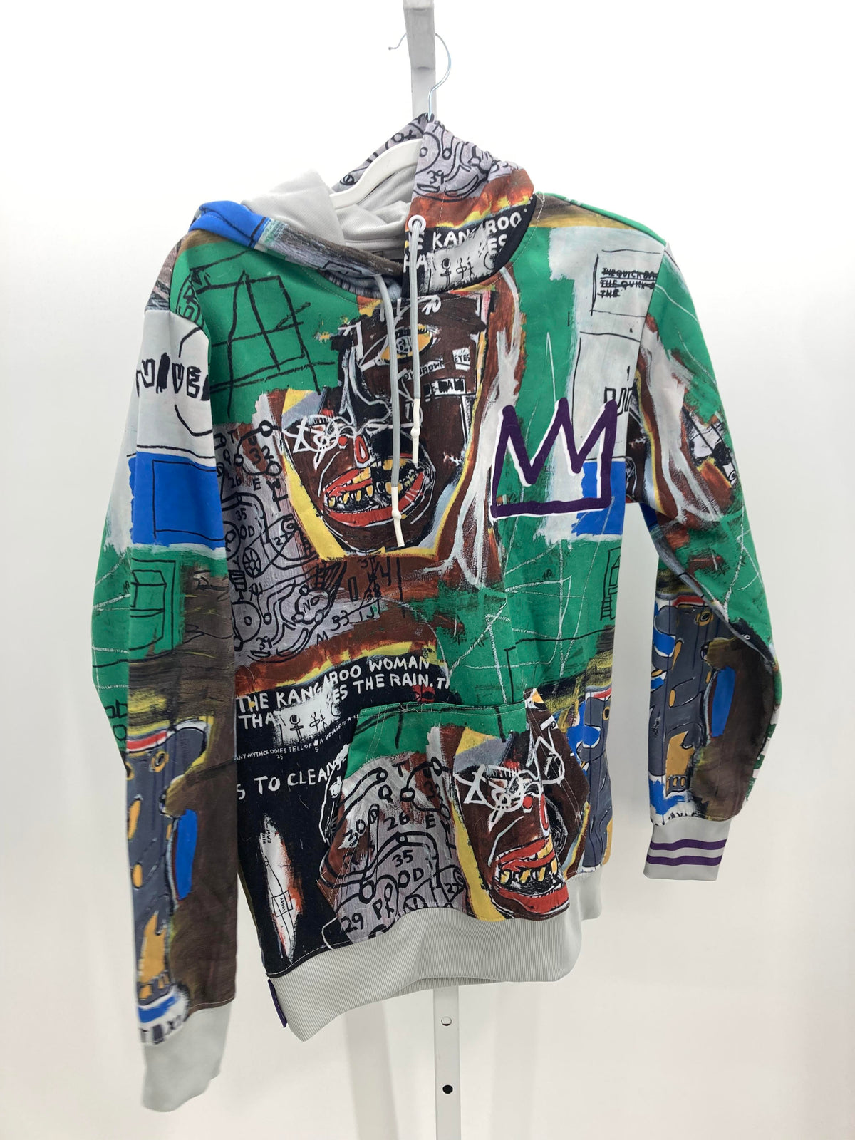 GRAPHIC KNIT.