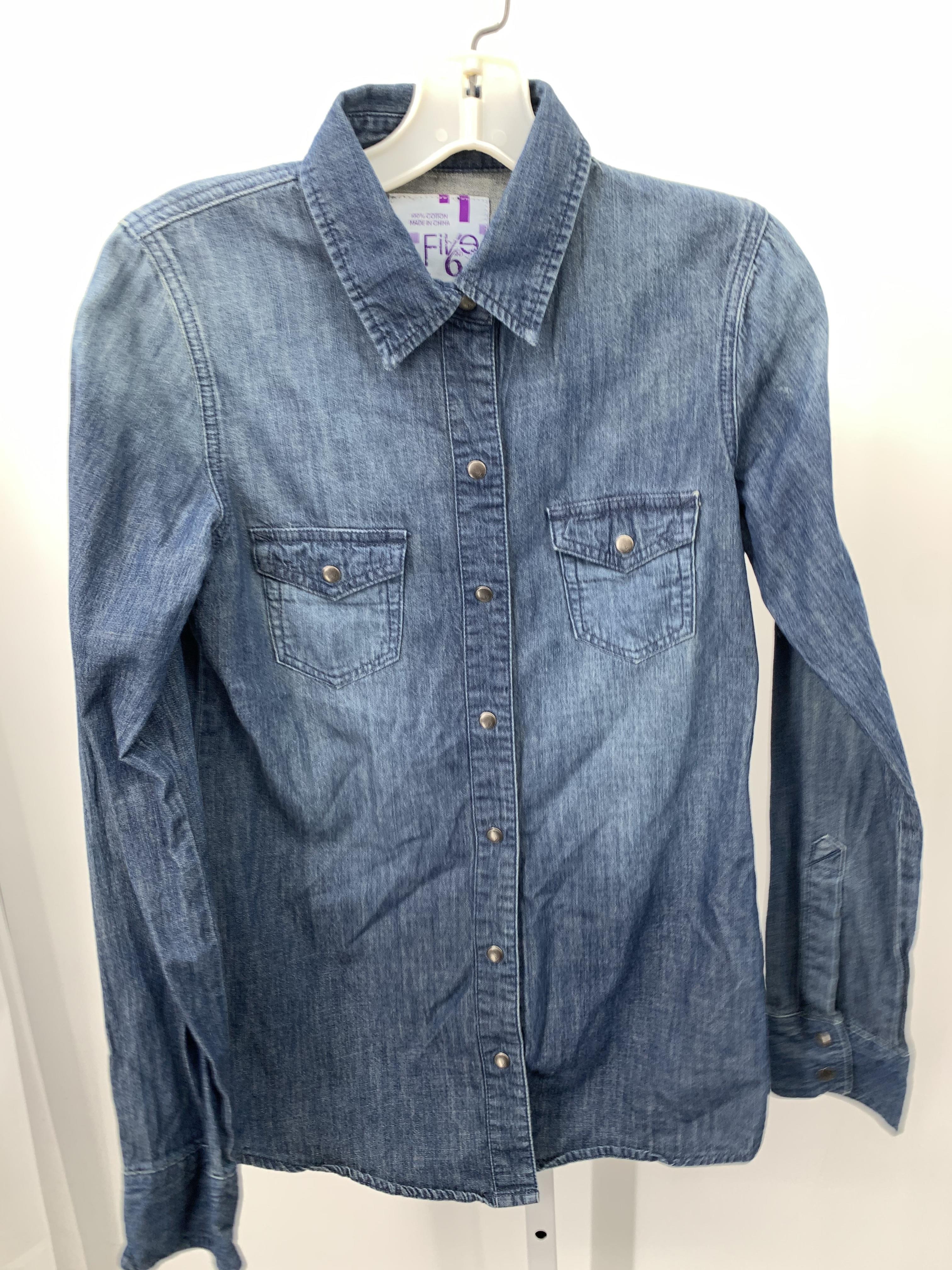 Size Small Juniors Long Sleeve Shirt