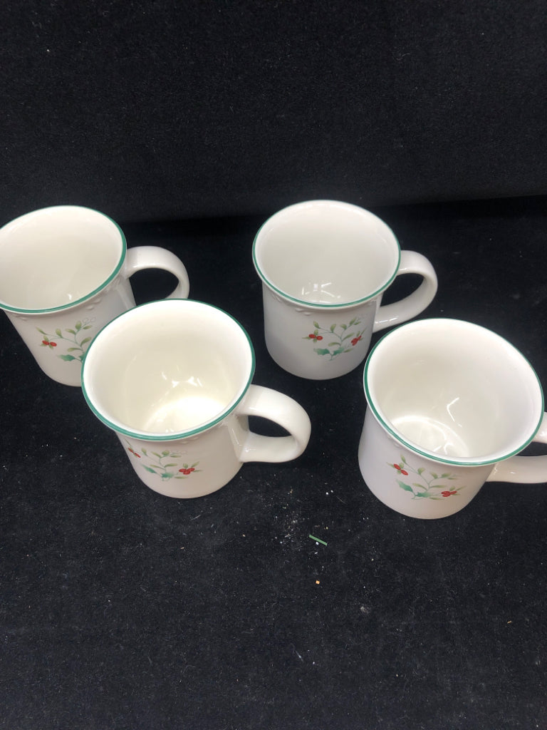 4 HOLLY PFALTZGRAFF MUGS.