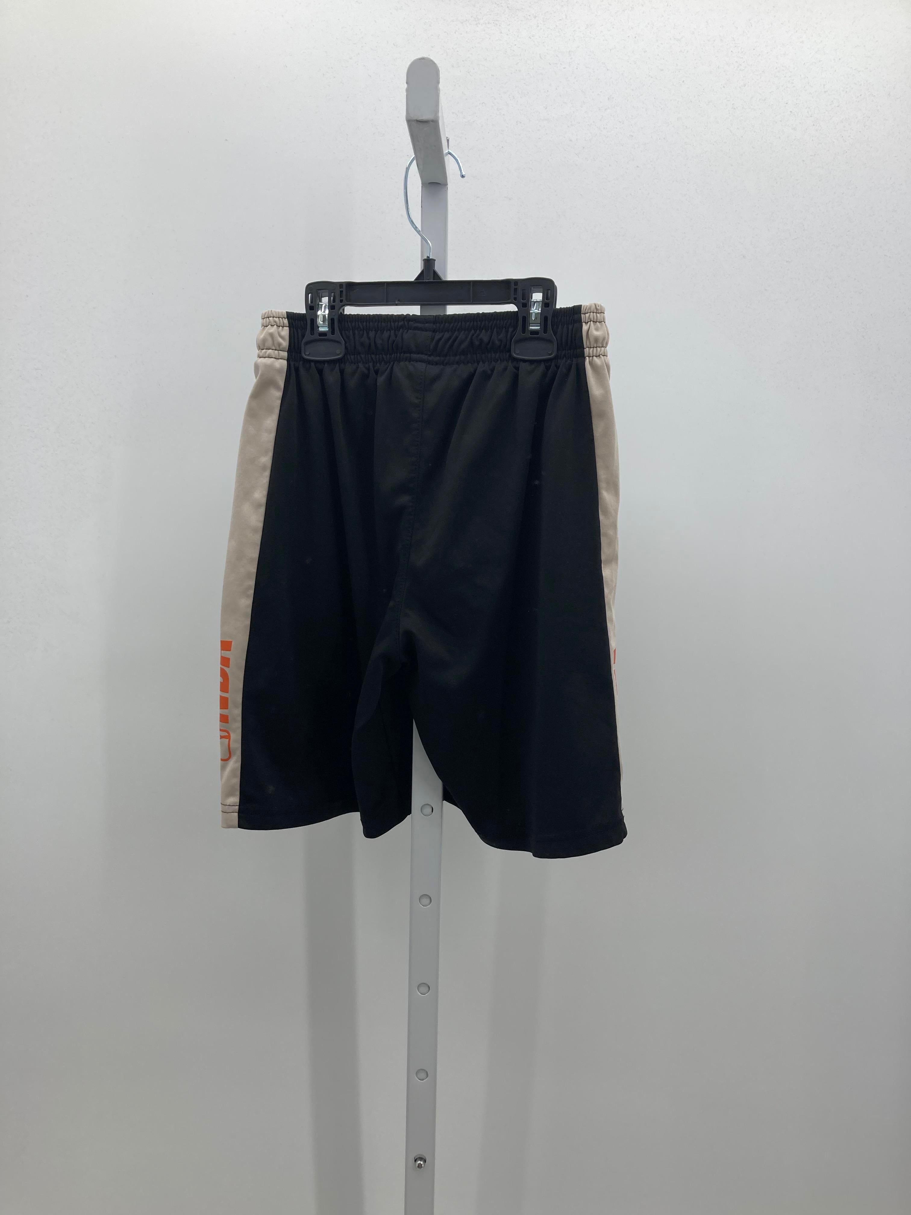 BASKETBALL SHORTS