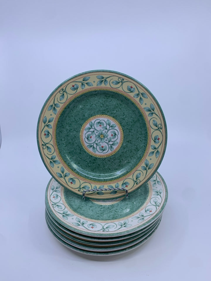 6 GREEN LEAF PATTERN LUNCH PLATES.