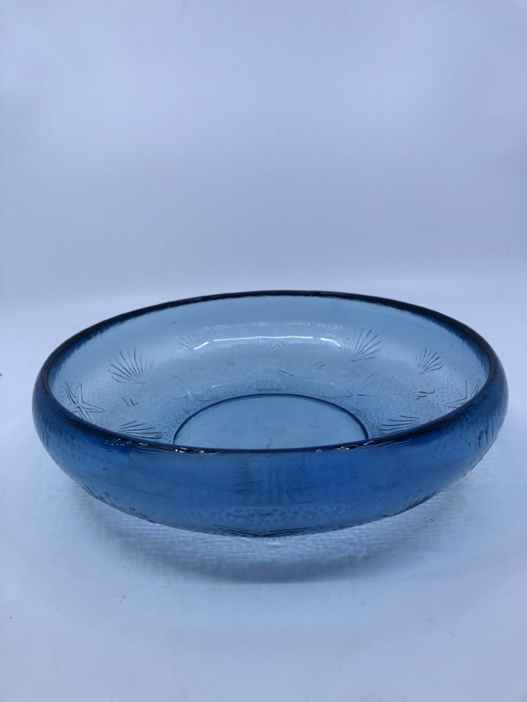 BLUE TEXTURED GLASS BOWL W SEASHELLS.