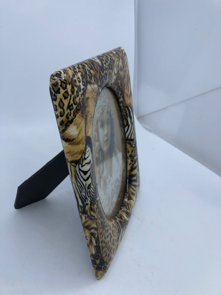 ANIMAL PRINT PHOTO FRAME.