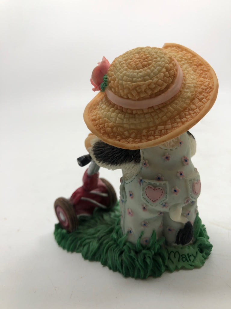 "MOOING THE LAWN" MARY MOOMOOS FIGURINE.