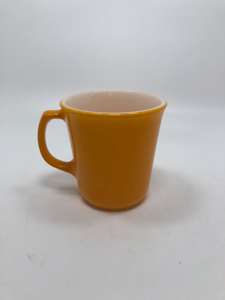 6 VTG YELLOW CORNING MILK GLASS MUGS.