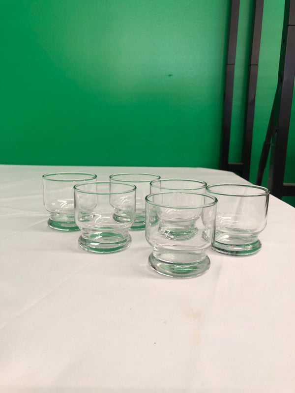 6 SHORT INDENTED BOTTOM GLASSES.